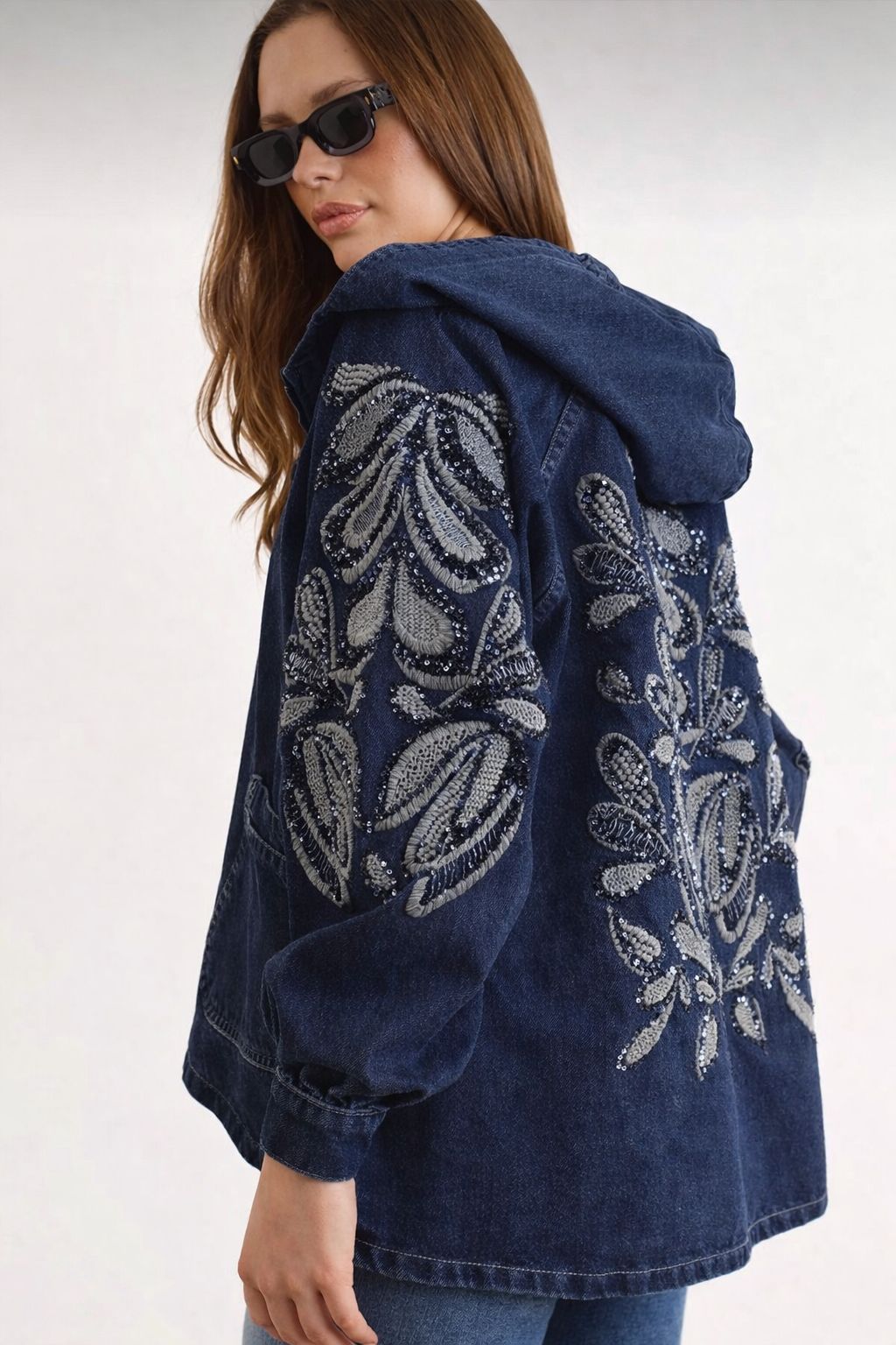 Nakış Detaylı Denim Kapüşonlu Kot Ceket