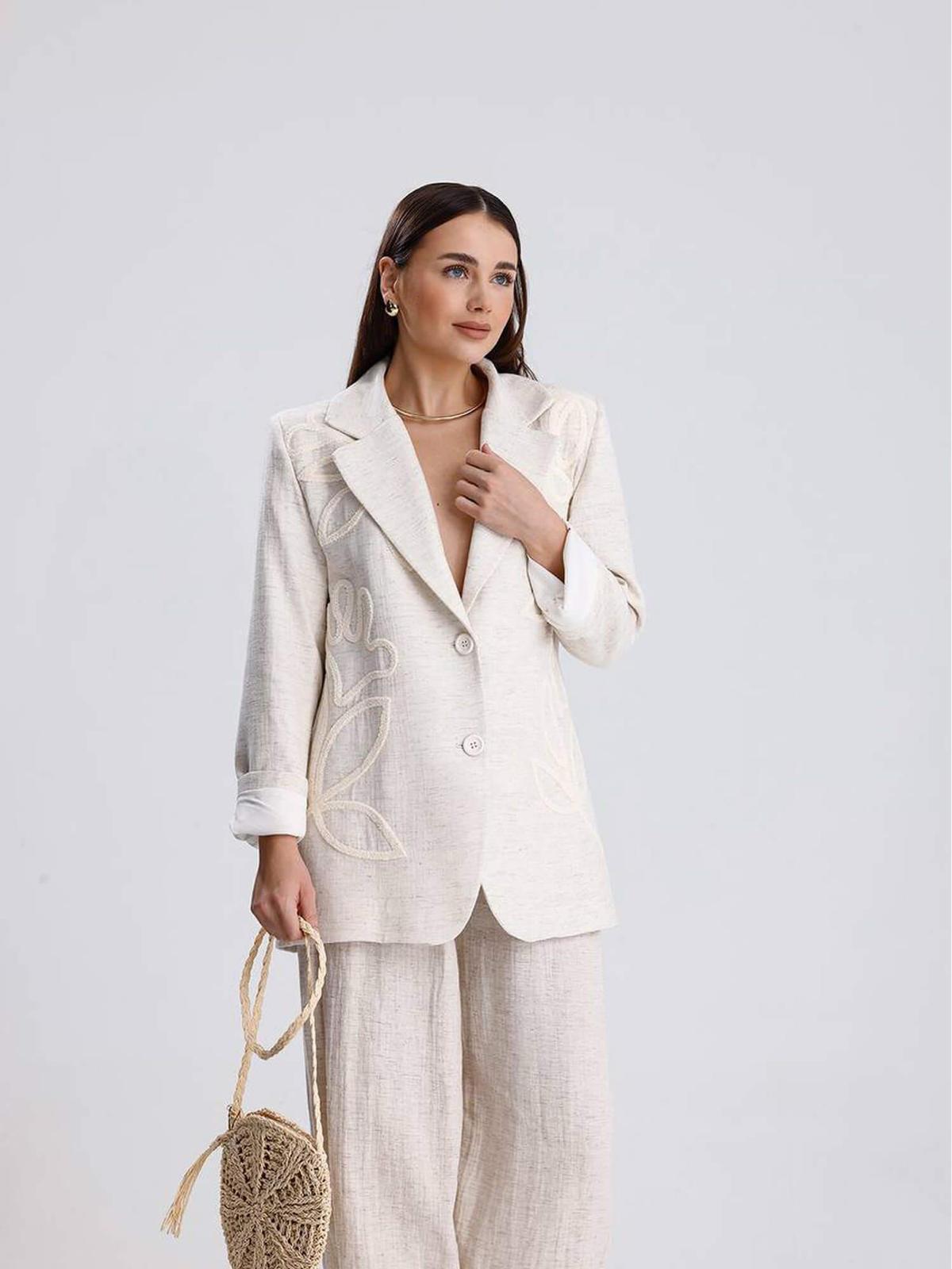 Önü Nakışlı Astarlı Blazer Ceket
