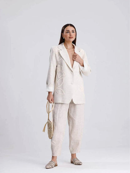 Önü Nakışlı Astarlı Blazer Ceket
