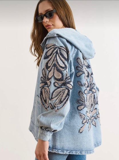 Nakış Detaylı Denim Kapüşonlu Kot Ceket