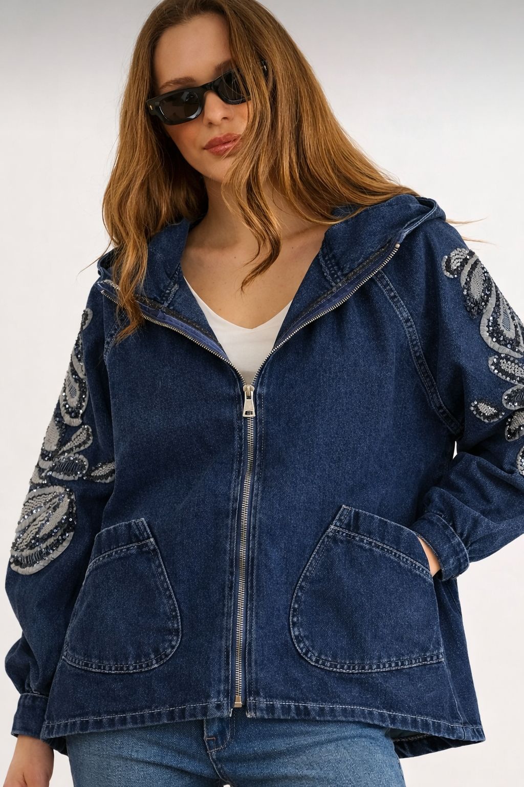 Nakış Detaylı Denim Kapüşonlu Kot Ceket