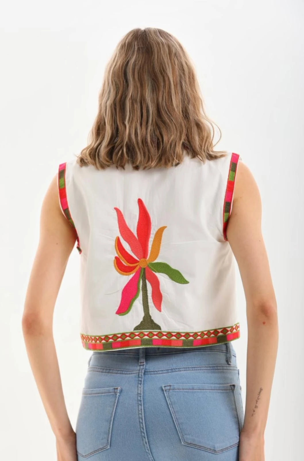 Nakış İşlemeli %100 Cotton İnce Mevsimlik Yelek