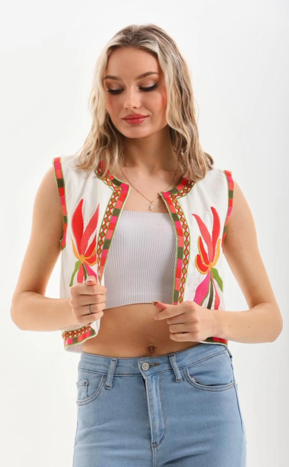 Nakış İşlemeli %100 Cotton İnce Mevsimlik Yelek