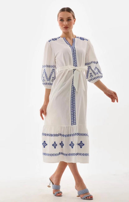 Nakış İşlemeli %100 Cotton Yarım Kol Mevsimlik Elbise