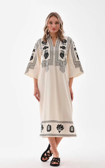 Nakış İşlemeli Yarım Kol Rahat %100 Cotton Mevsimlik Elbise