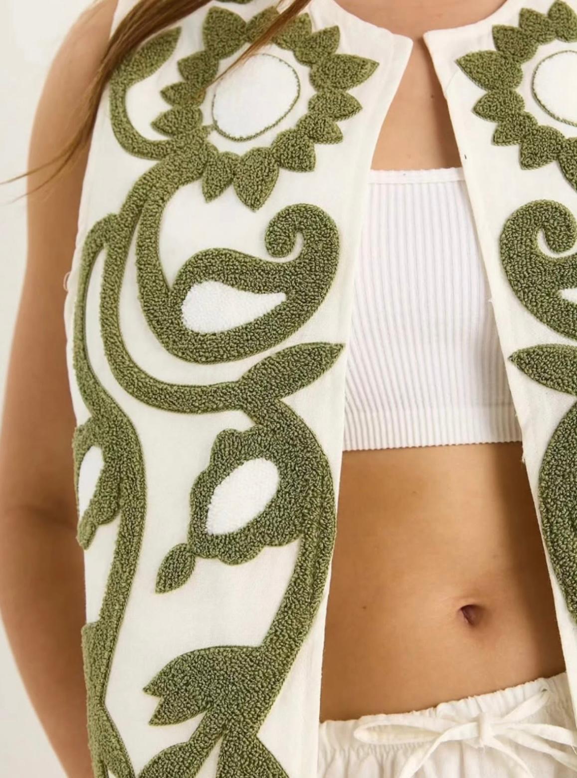 Çiçek Nakış İşlemeli Sıfır Kol %100 Cotton Yelek