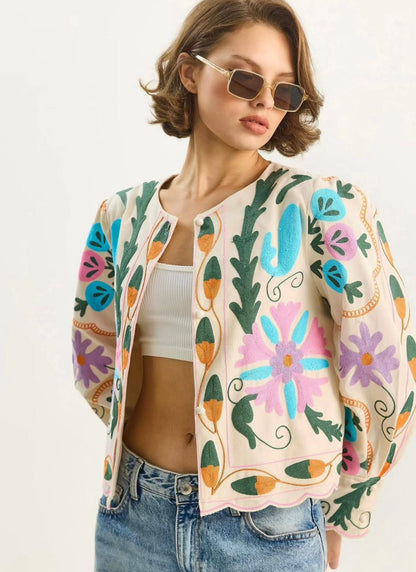 Renkli Nakış İşlemeli %100 Cotton Ceket